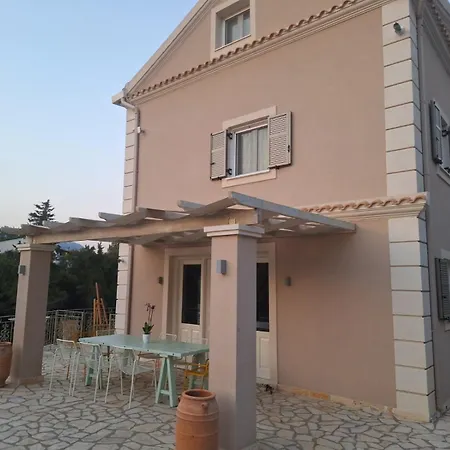 Luxury Breeze With Private Pools Vilă Dassia (Corfu)