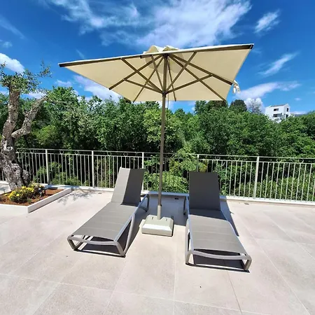 Luxury Breeze With Private Pools Vilă Dassia (Corfu)