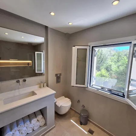 Villa Luxury Breeze With Private Pools