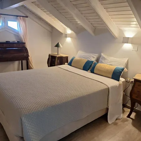 Luxury Breeze With Private Pools Villa
