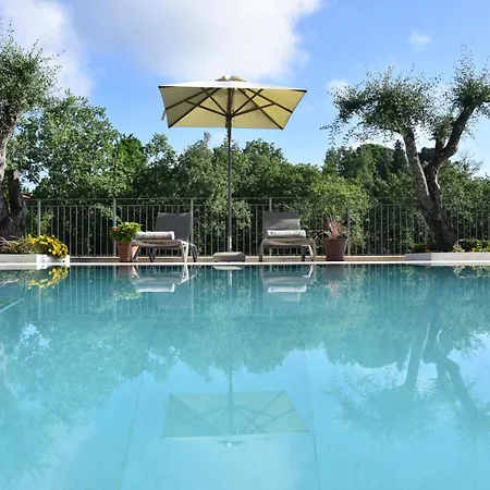 Luxury Breeze With Private Pools *