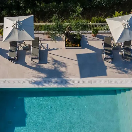 Villa Luxury Breeze With Private Pools