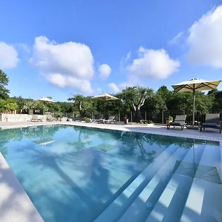 Villa Luxury Breeze With Private Pools