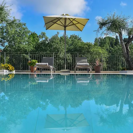 Luxury Breeze With Private Pools * Dassia (Corfu)