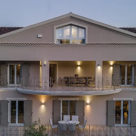Luxury Breeze With Private Pools Villa Dassia (Corfu)