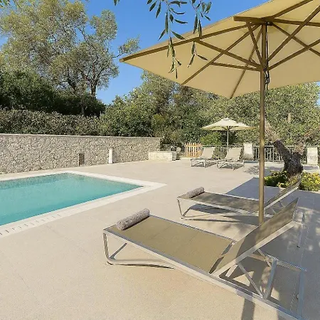 Villa Luxury Breeze With Private Pools *