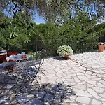 Luxury Breeze With Private Pools * Dassia (Corfu)