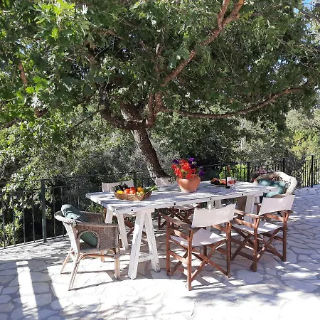 Luxury Breeze With Private Pools