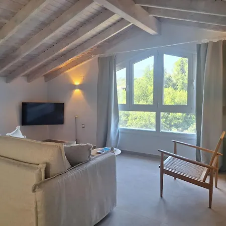 Luxury Breeze With Private Pools Villa *