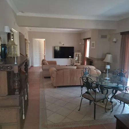 Luxury Breeze With Private Pools Villa *