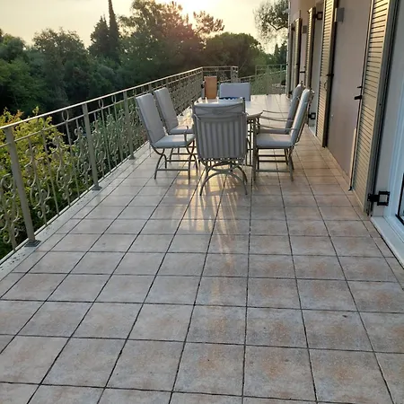 Luxury Breeze With Private Pools Dassia (Corfu)