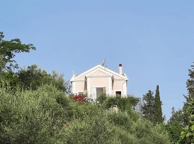 Luxury Breeze With Private Pools Dassia (Corfu)