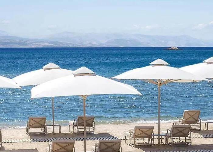 Luxury Breeze With Private Pools *