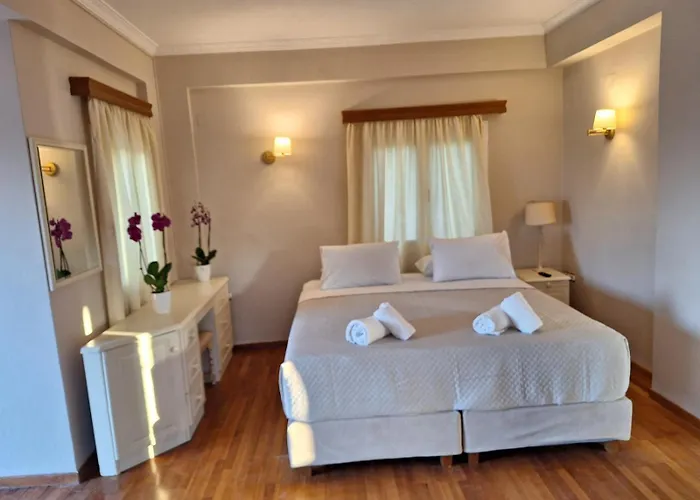 Luxury Breeze With Private Pools * Dassiá