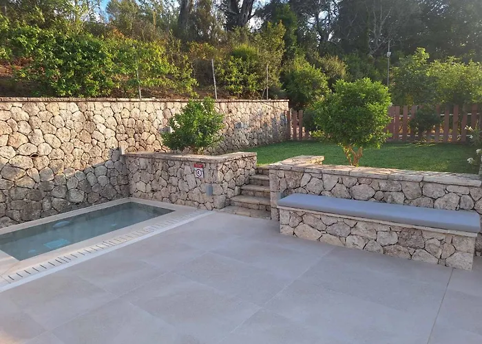 Luxury Breeze With Private Pools